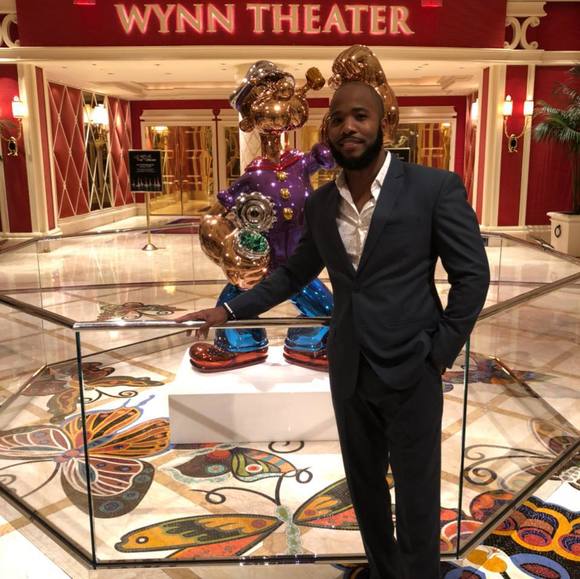 Meet your Posher, Quinn - Picture 1 of 1